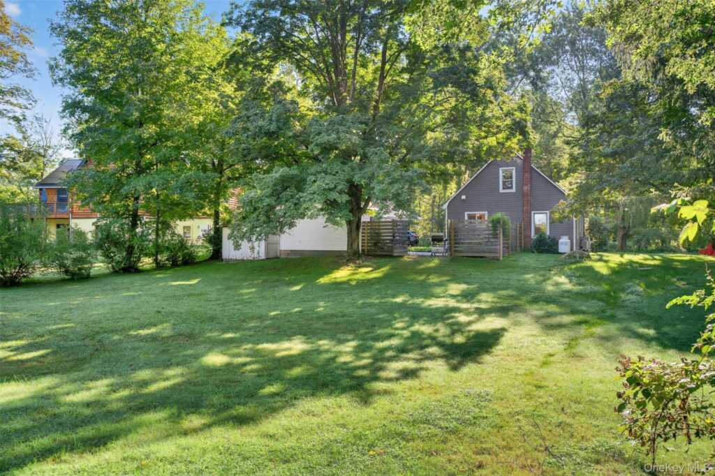 11 Ackert Hook Road, Rhinebeck, NY 12572 - Photo 23 of 27