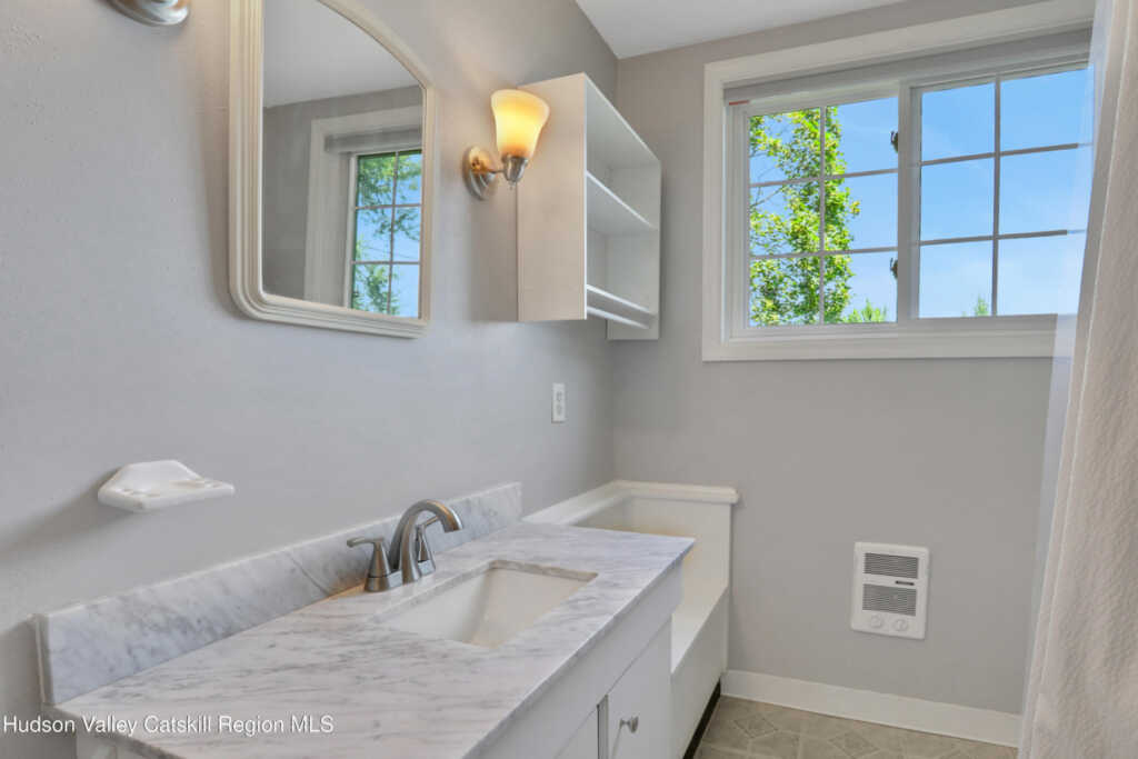 94 Roosevelt Avenue, Kingston, NY 12401 - Photo 22 of 27