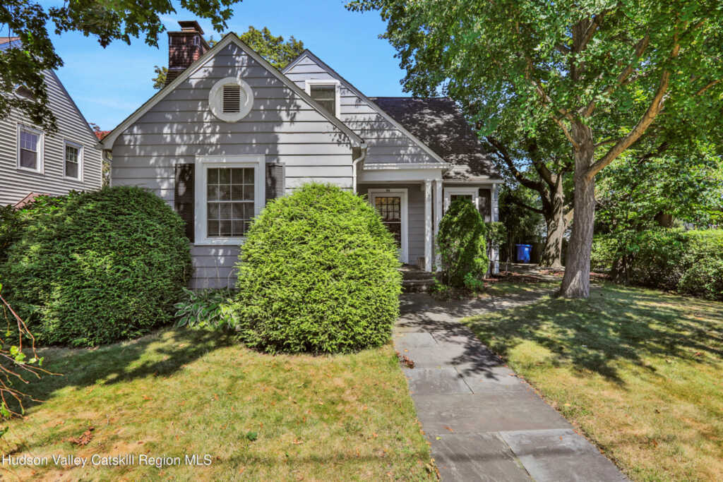 94 Roosevelt Avenue, Kingston, NY 12401 - Photo 3 of 27
