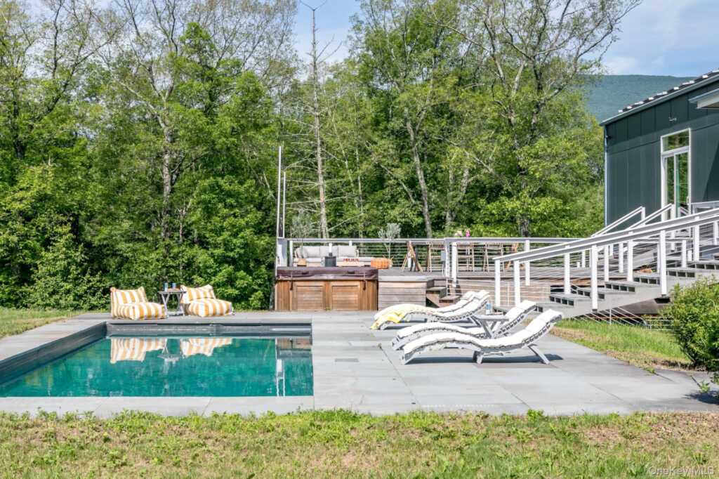 115 Band Camp Road, Saugerties, NY 12477 - Photo 25 of 34