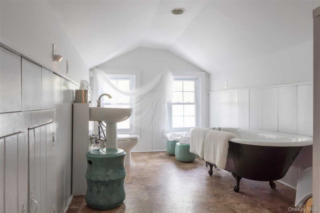 403 Saugerties Road, Saugerties, NY 12477 - Photo 30 of 39