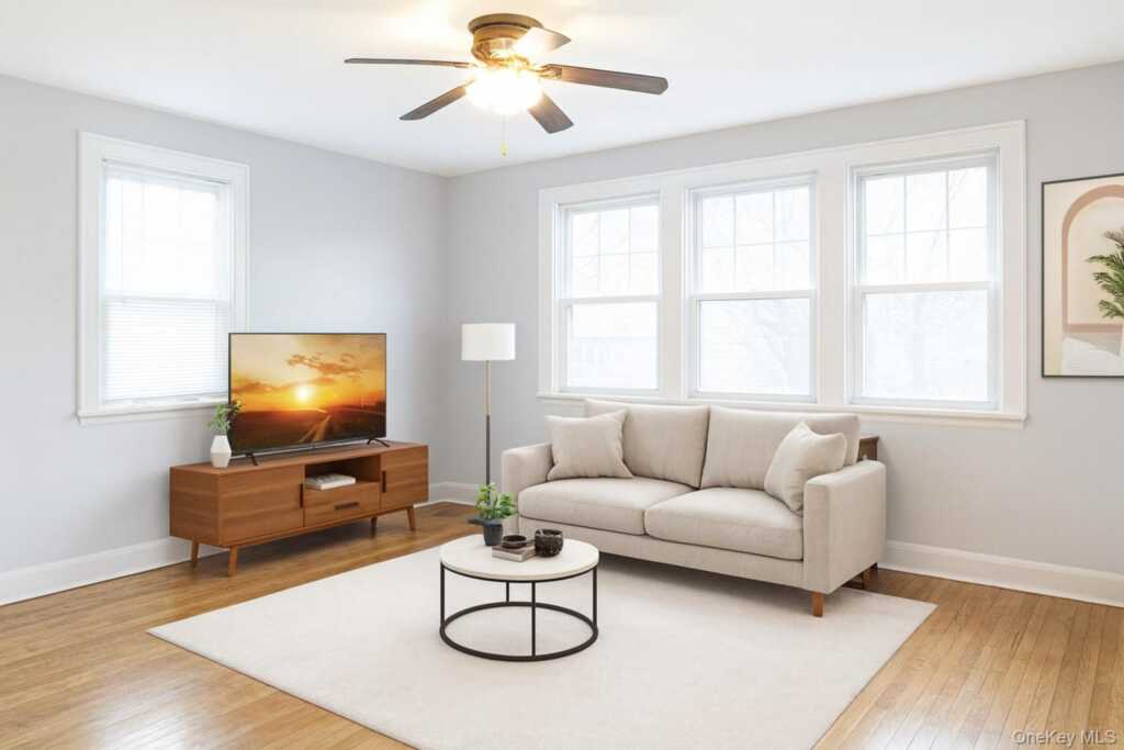 21 Harding Drive, Unit #1W, New Rochelle, NY 10801 - Photo 2 of 6