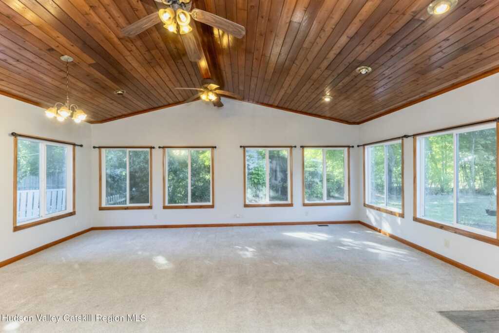 1033 Stoll Court, Kingston, NY 12401 - Photo 11 of 41