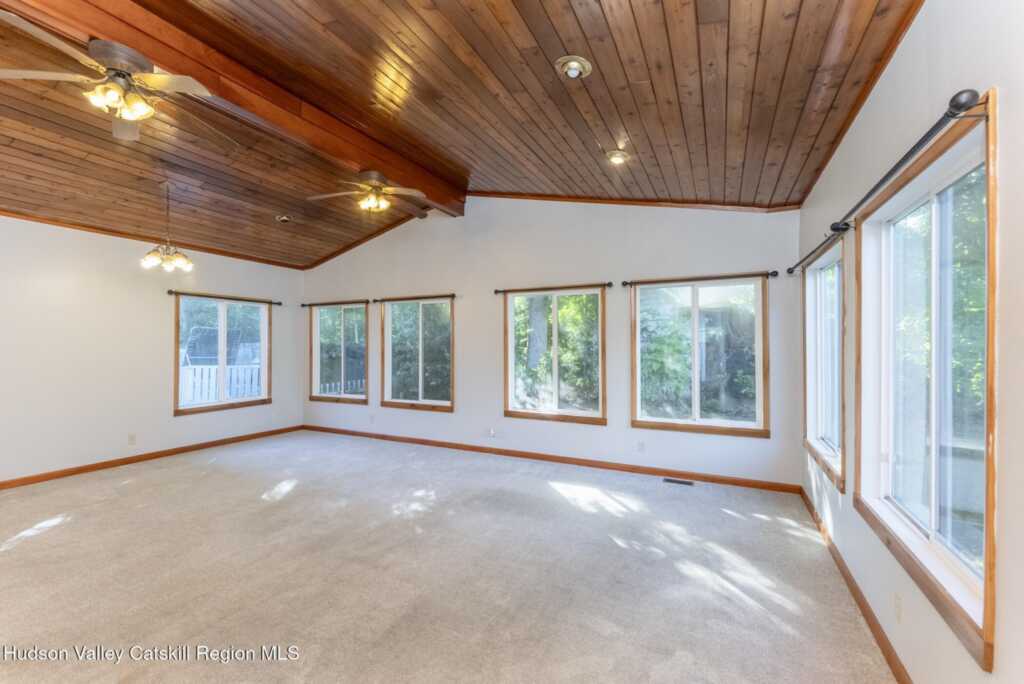 1033 Stoll Court, Kingston, NY 12401 - Photo 13 of 41