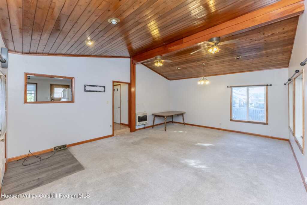 1033 Stoll Court, Kingston, NY 12401 - Photo 14 of 41