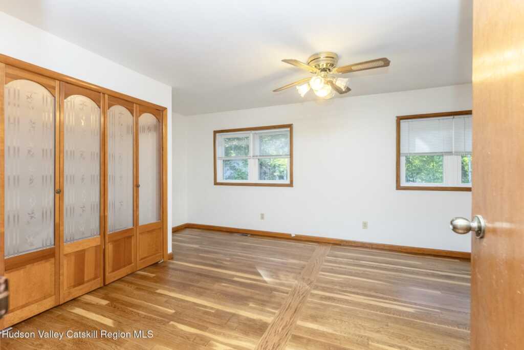 1033 Stoll Court, Kingston, NY 12401 - Photo 17 of 41