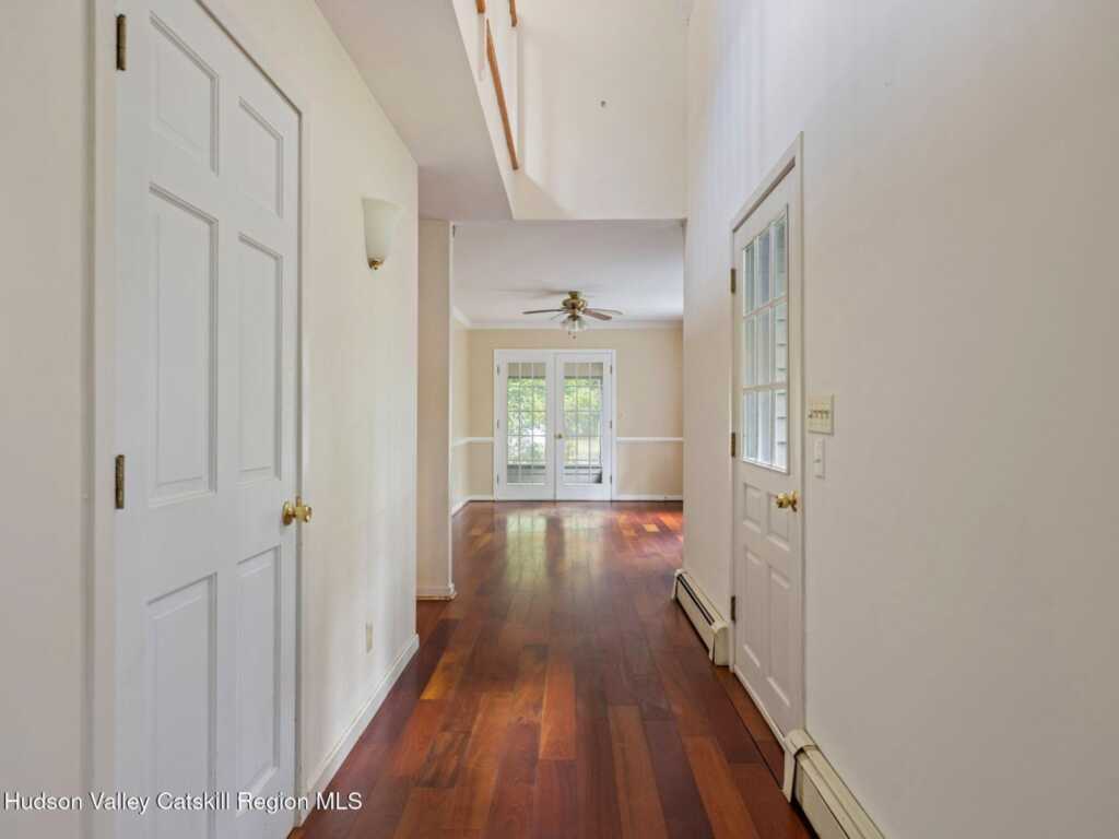 1232 Glasco Turnpike, Saugerties, NY 12477 - Photo 15 of 33