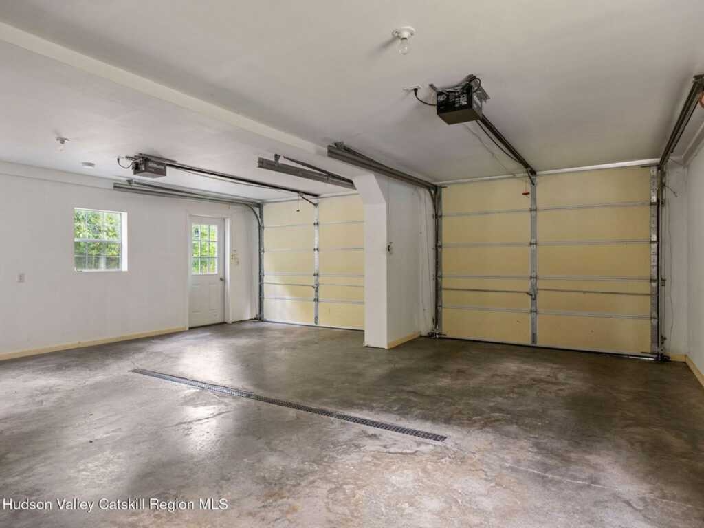 1232 Glasco Turnpike, Saugerties, NY 12477 - Photo 26 of 33
