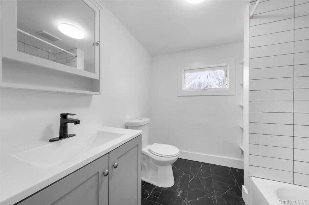 67 Old Albany Post Road, Unit #1, Rhinebeck, NY 12572 - Photo 9 of 10