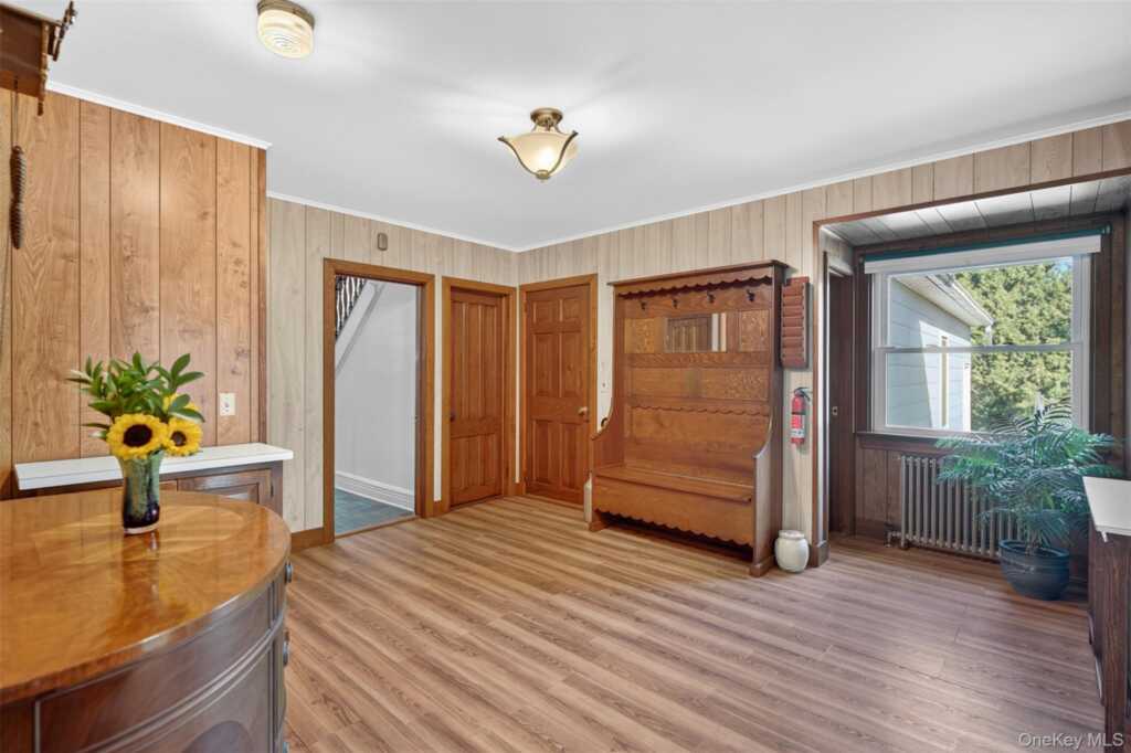 51 Mulberry Street, Rhinebeck, NY 12572 - Photo 6 of 38