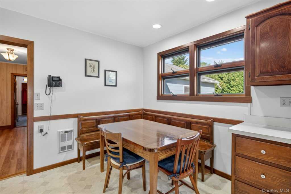 51 Mulberry Street, Rhinebeck, NY 12572 - Photo 8 of 38