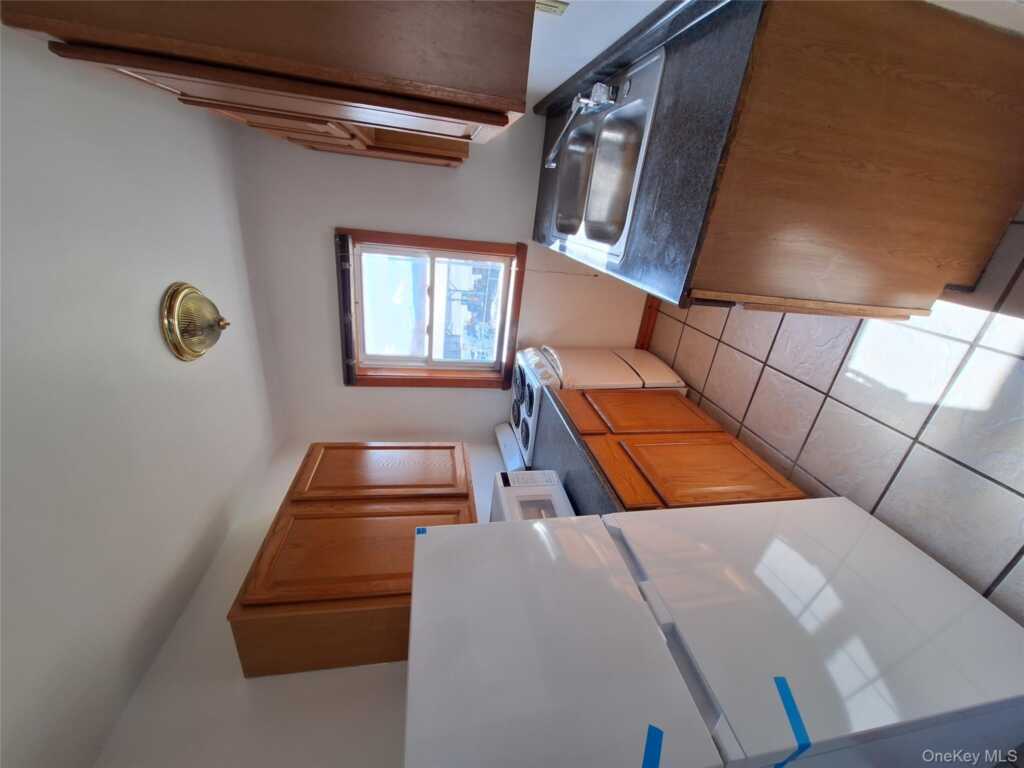 2071 Ulster Avenue, Unit #2, Kingston, NY 12449 - Photo 3 of 7