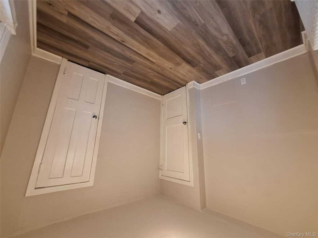 343 Washington Avenue, Unit #2, Kingston, NY 12401 - Photo 6 of 10