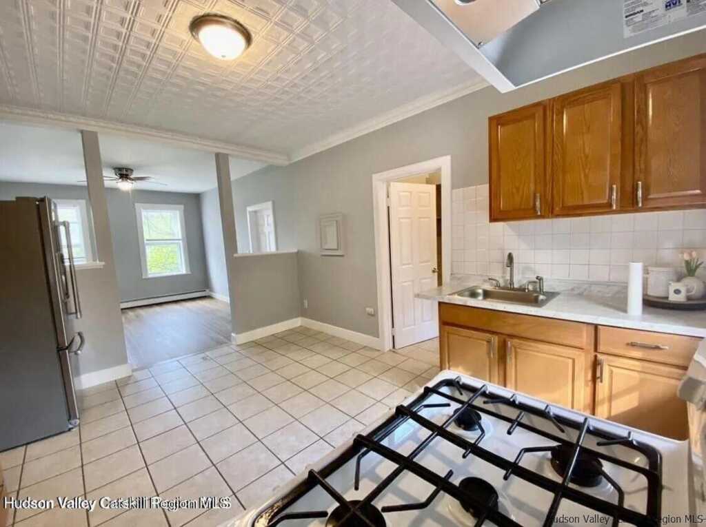 91 Broadway, Unit #1, Kingston, NY 12401 - Photo 6 of 11