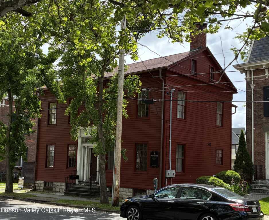 8 Pearl Street, Kingston, NY 12401 - Photo 2 of 23