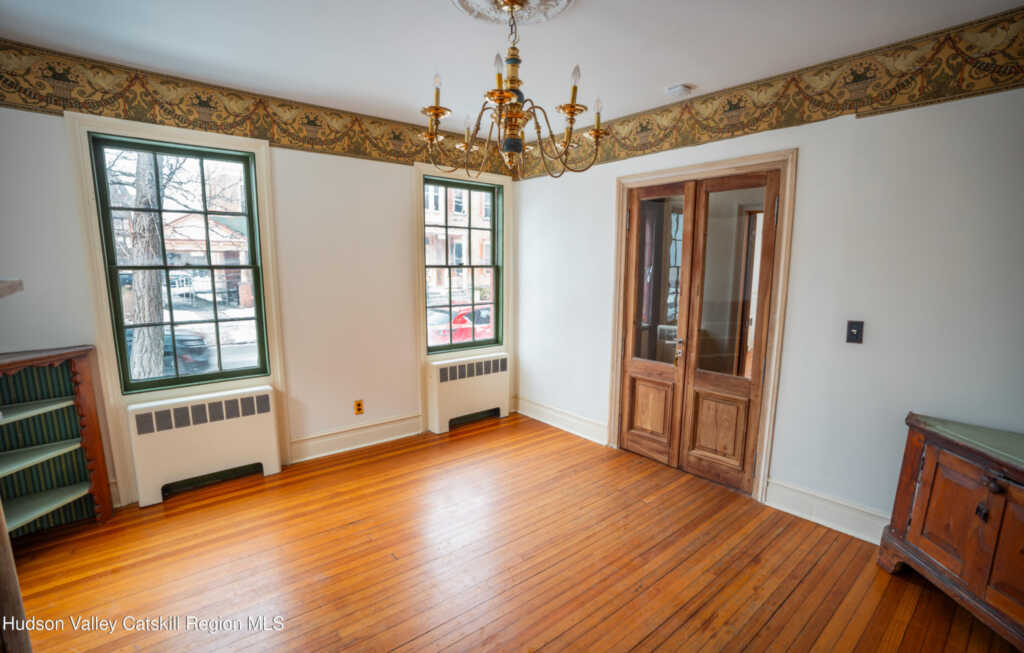 8 Pearl Street, Kingston, NY 12401 - Photo 5 of 23