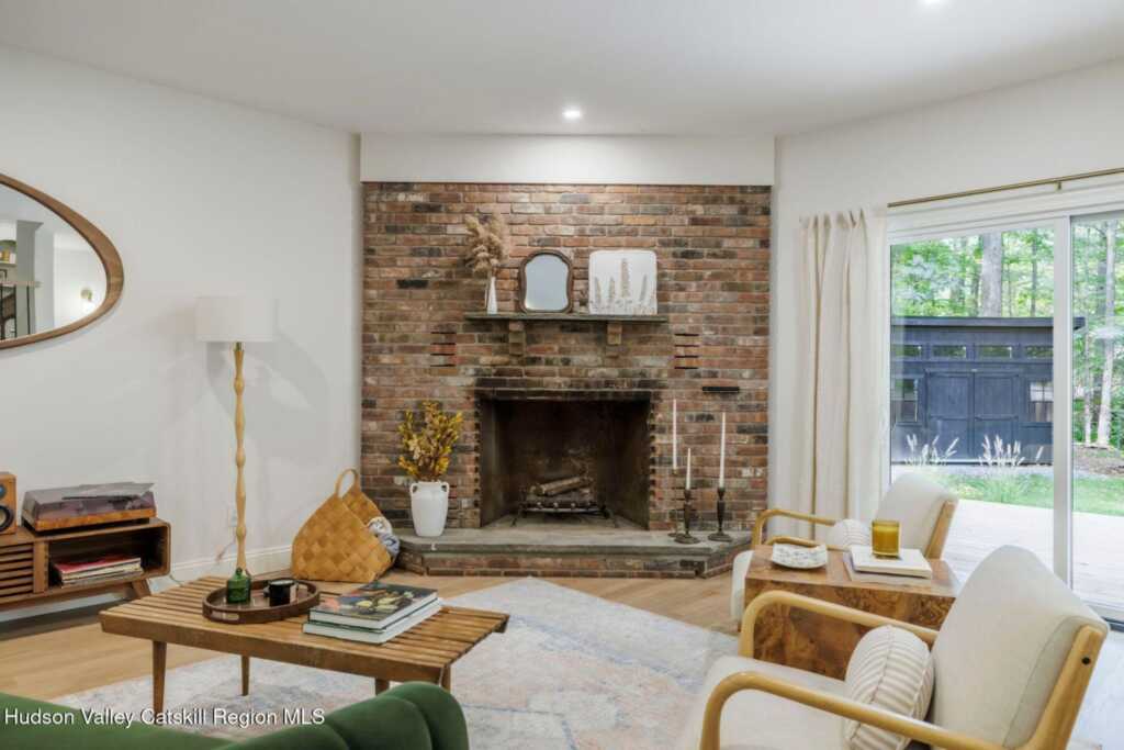 16 Marko Grove, Woodstock, NY 12498 - Photo 5 of 37