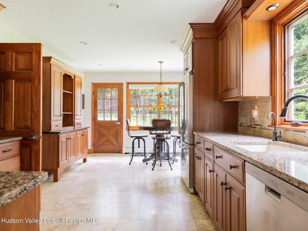 10 Niles Drive, Woodstock, NY 12498 - Photo 15 of 48