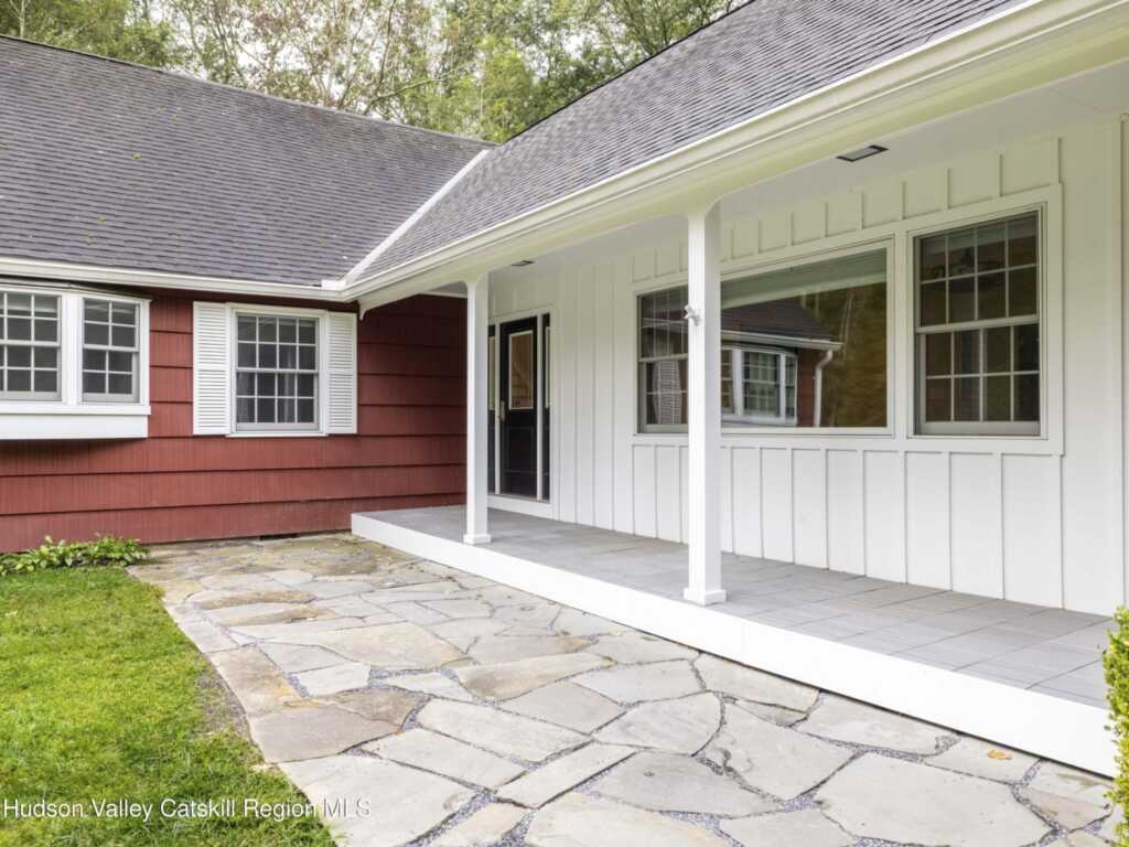 10 Niles Drive, Woodstock, NY 12498 - Photo 3 of 48