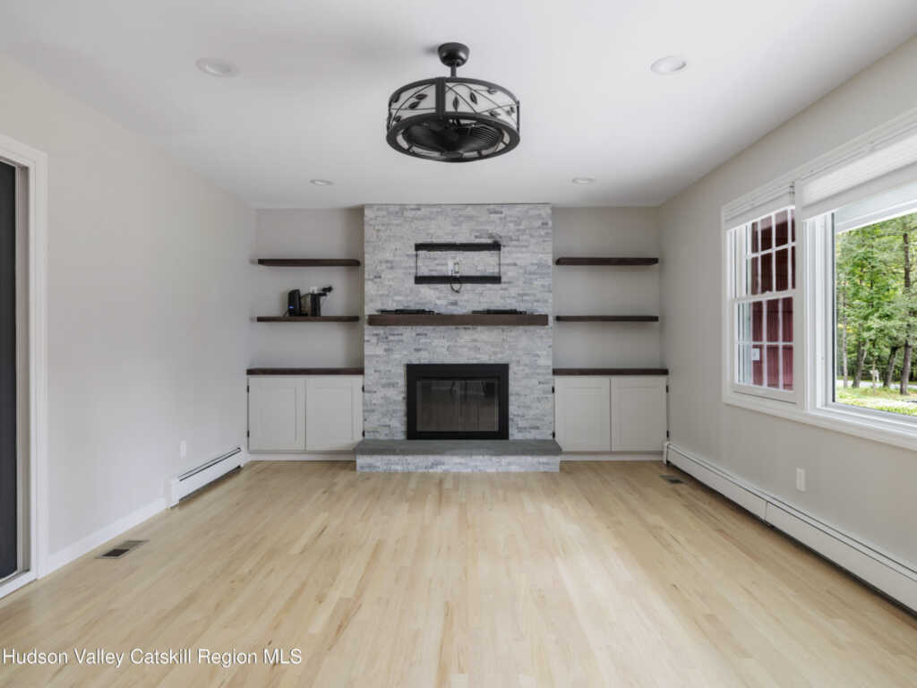 10 Niles Drive, Woodstock, NY 12498 - Photo 7 of 48