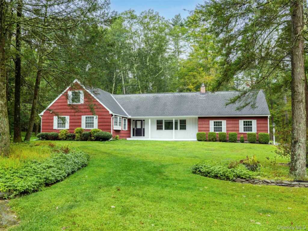 10 Niles Drive, Woodstock, NY 12498 - Photo 2 of 41