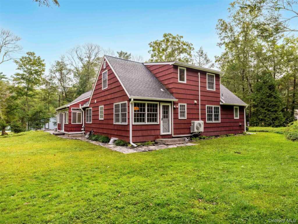 10 Niles Drive, Woodstock, NY 12498 - Photo 34 of 41