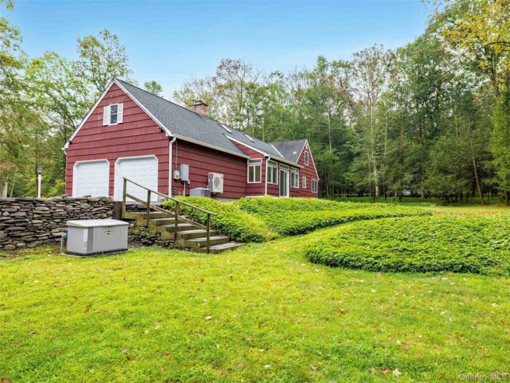 10 Niles Drive, Woodstock, NY 12498 - Photo 36 of 41