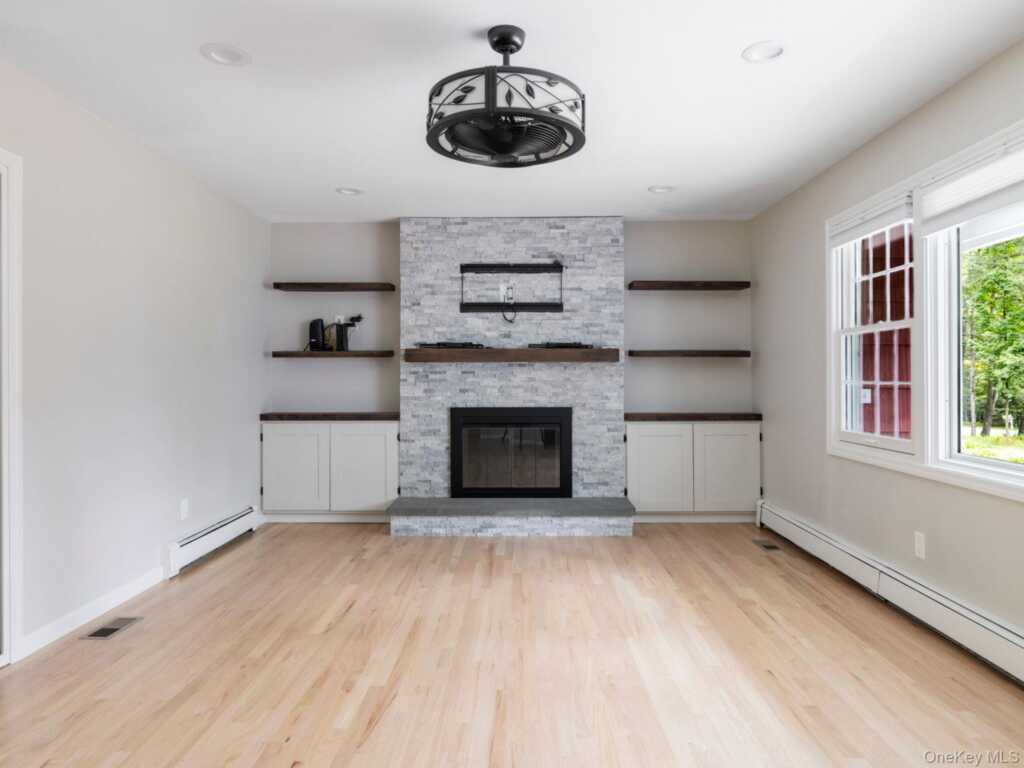 10 Niles Drive, Woodstock, NY 12498 - Photo 7 of 41