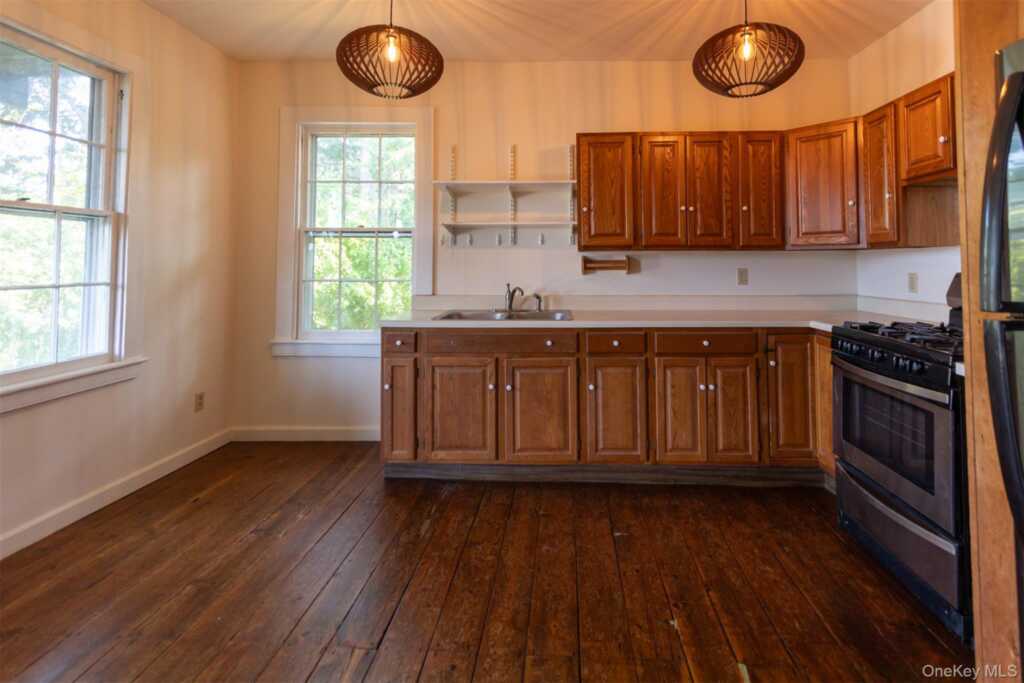 59 Orchard Drive, Rhinebeck, NY 12574 - Photo 5 of 18