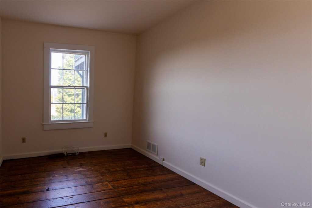 59 Orchard Drive, Rhinebeck, NY 12574 - Photo 9 of 18