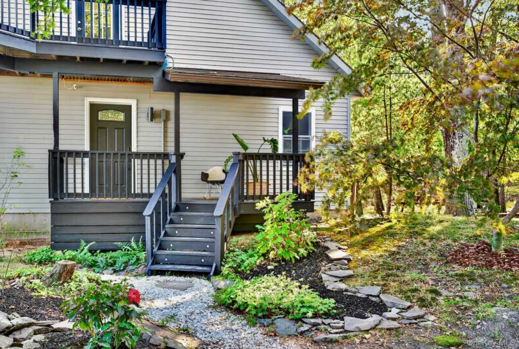 764 Saug Woodstock Road, Saugerties, NY 12477 - Photo 8 of 45