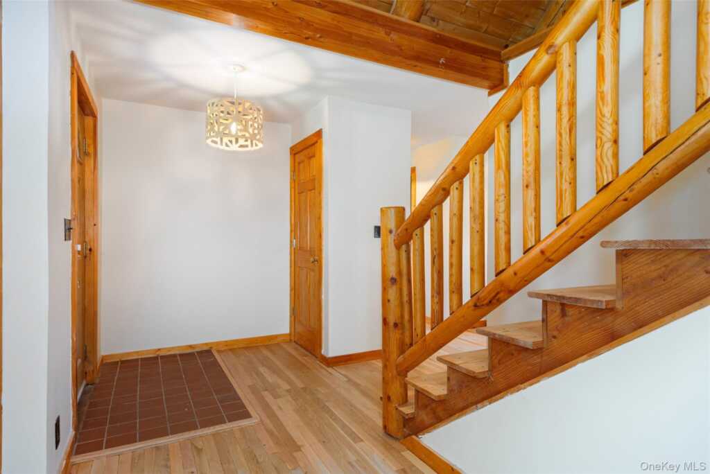 2829 Route 9G, Rhinebeck, NY 12572 - Photo 10 of 35