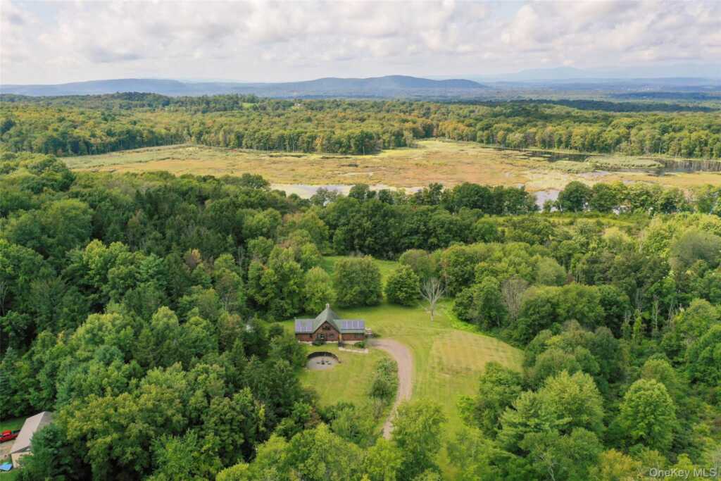 2829 Route 9G, Rhinebeck, NY 12572 - Photo 3 of 35