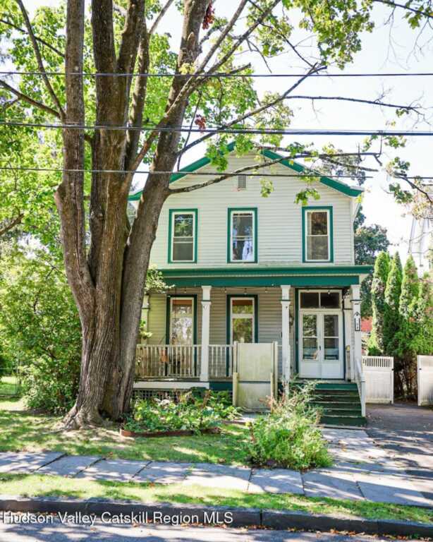 17 Johnston Avenue, Kingston, NY 12401