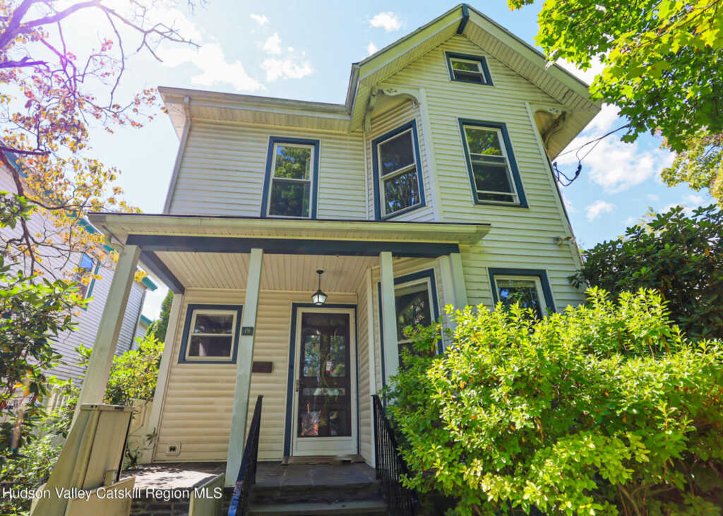 19 Johnston Avenue, Kingston, NY 12401