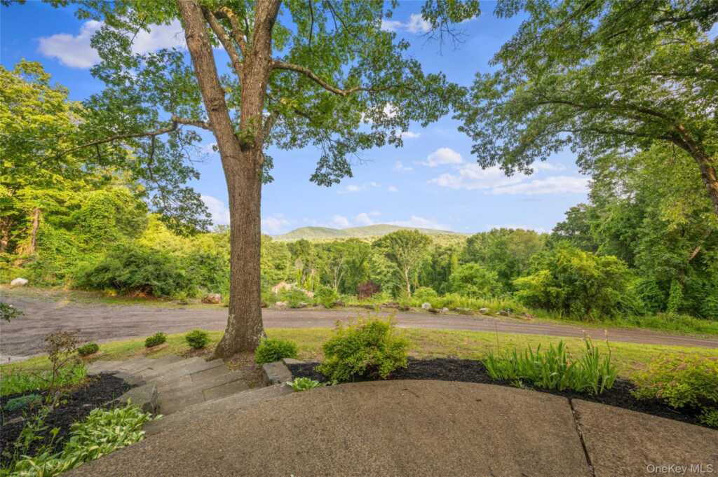 407 Boulevard, Kingston, NY 12401 - Photo 7 of 37