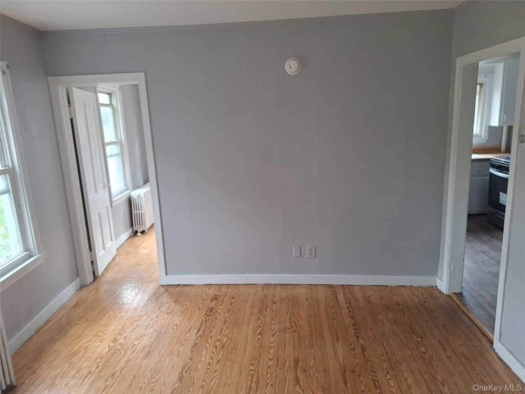 343 Washington Avenue, Unit #3, Kingston, NY 12401 - Photo 5 of 9