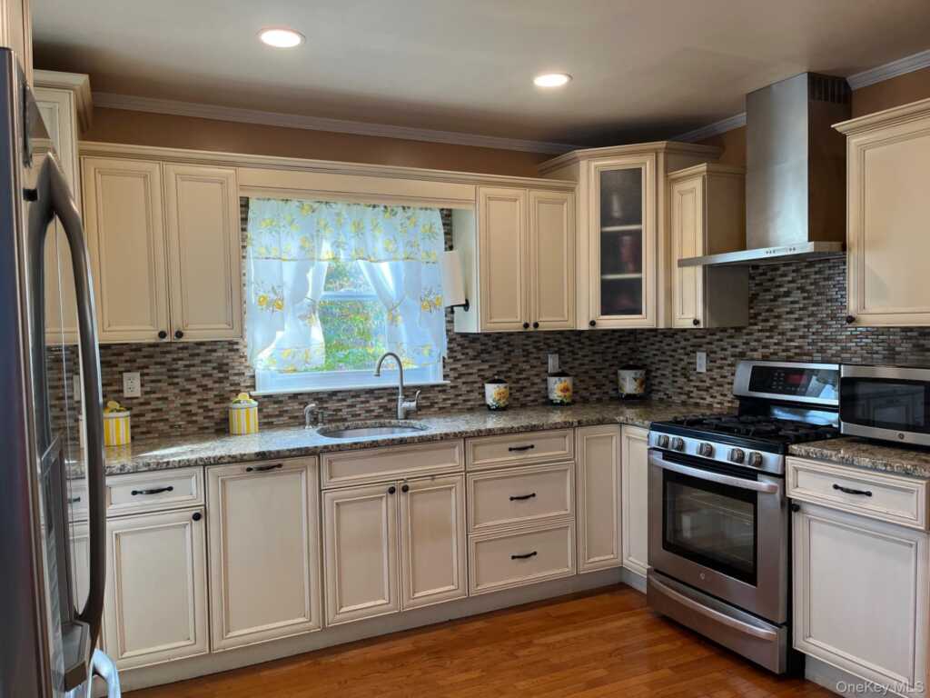 70 Stahlman Place, Kingston, NY 12401 - Photo 19 of 40