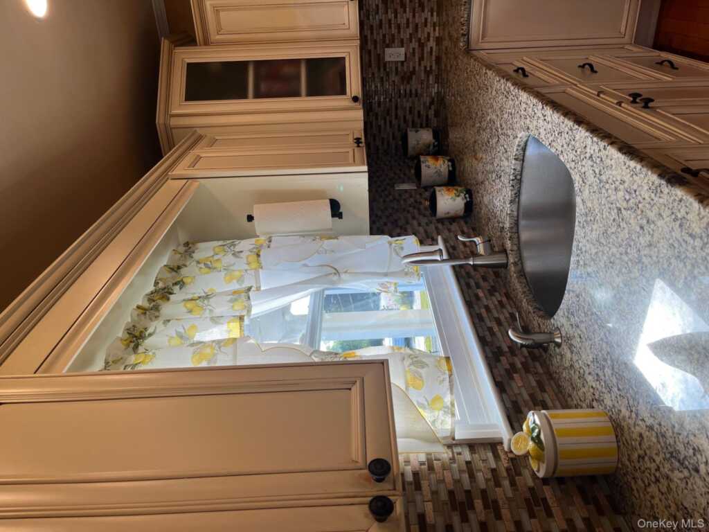 70 Stahlman Place, Kingston, NY 12401 - Photo 25 of 40