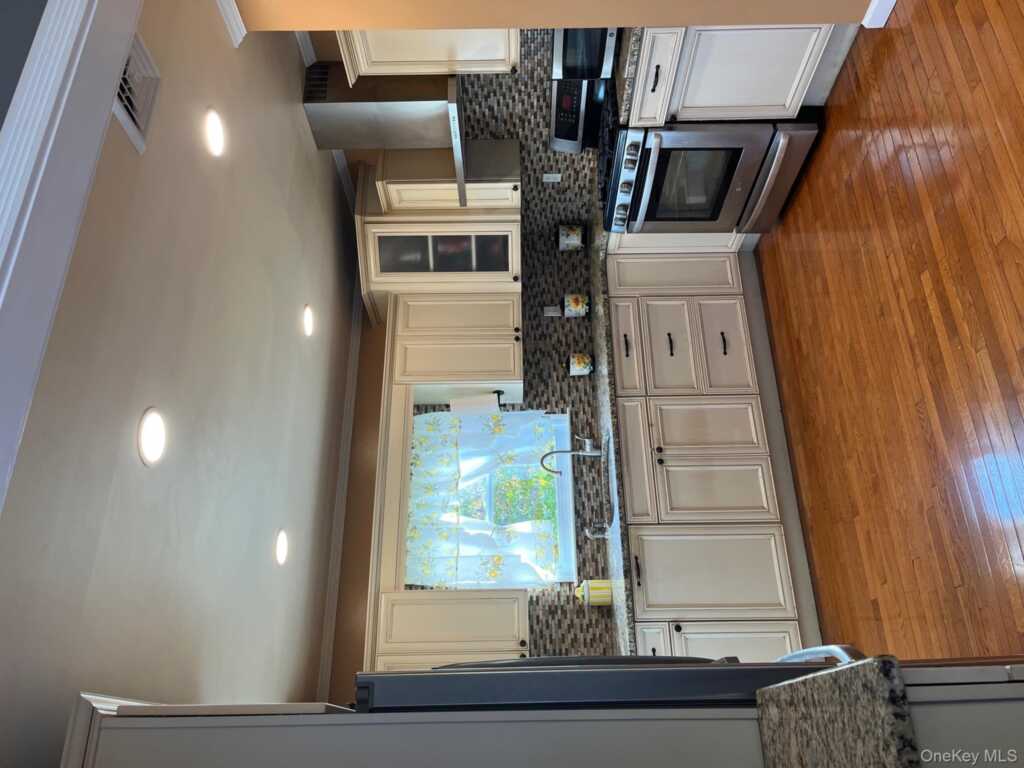 70 Stahlman Place, Kingston, NY 12401 - Photo 27 of 40