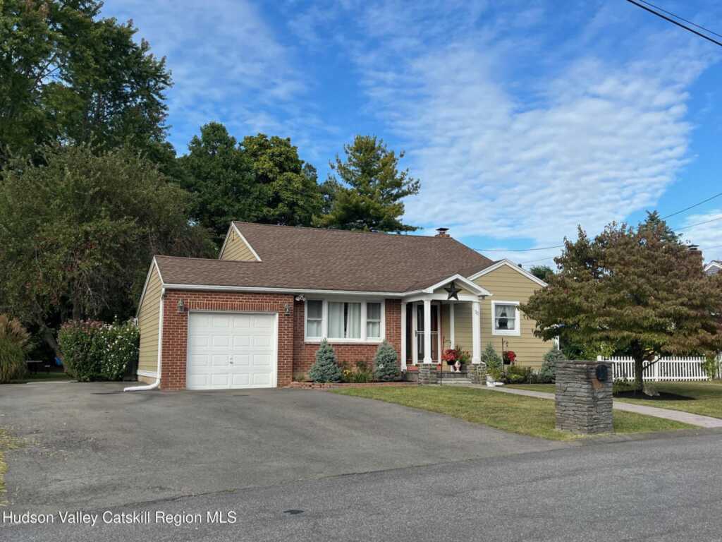 70 Stahlman Place, Kingston, NY 12401 - Photo 2 of 45