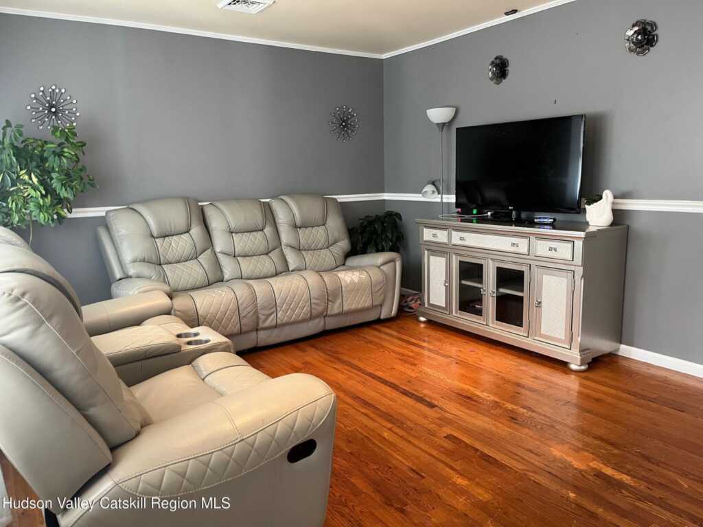 70 Stahlman Place, Kingston, NY 12401 - Photo 40 of 45