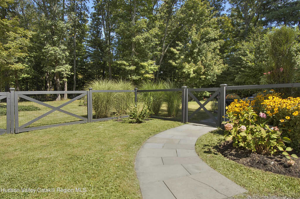 162 Mill Dam Road, Stone Ridge, NY 12484 - Photo 3 of 47