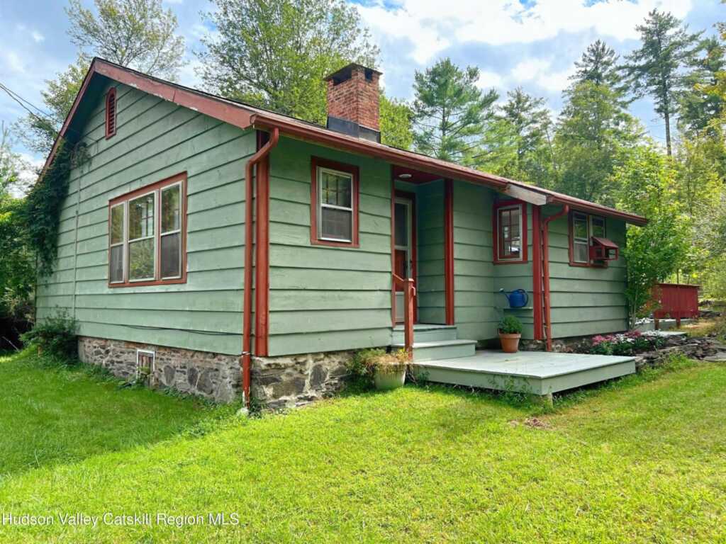 2 Fern Hollow Hollow, Woodstock, NY 12498 - Photo 4 of 29