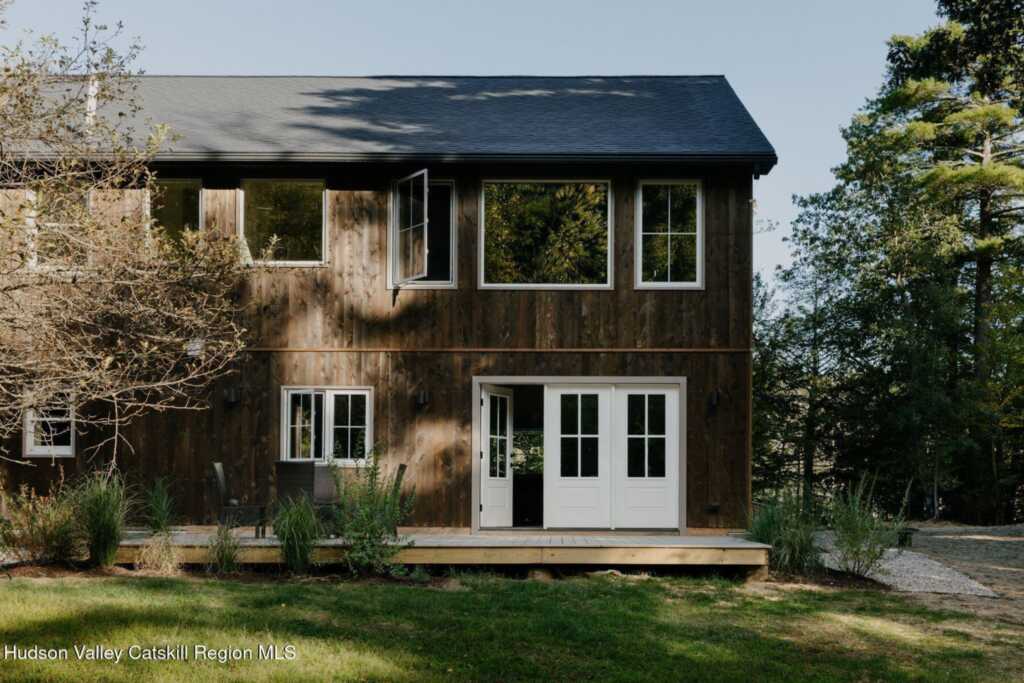 335 Manorville Road, Saugerties, NY 12477 - Photo 2 of 41