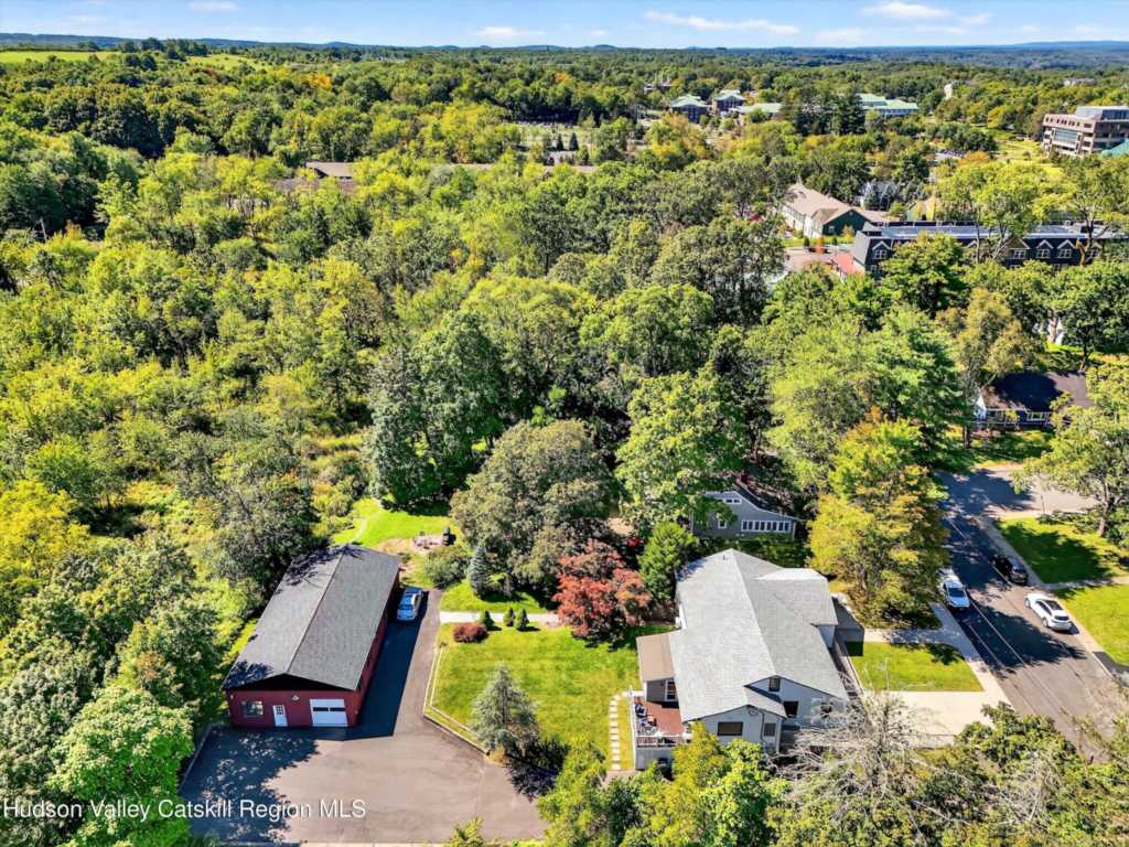 6 Hasbrouck Place, New Paltz, NY 12561 - Photo 36 of 38