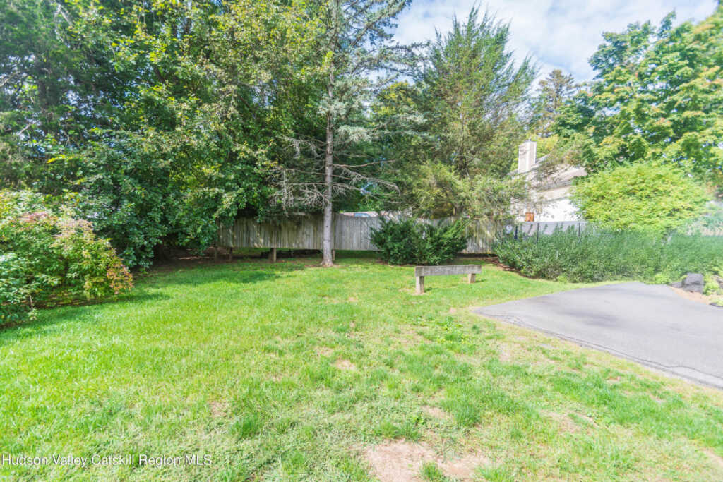 297 Clifton Avenue, Kingston, NY 12401 - Photo 34 of 35