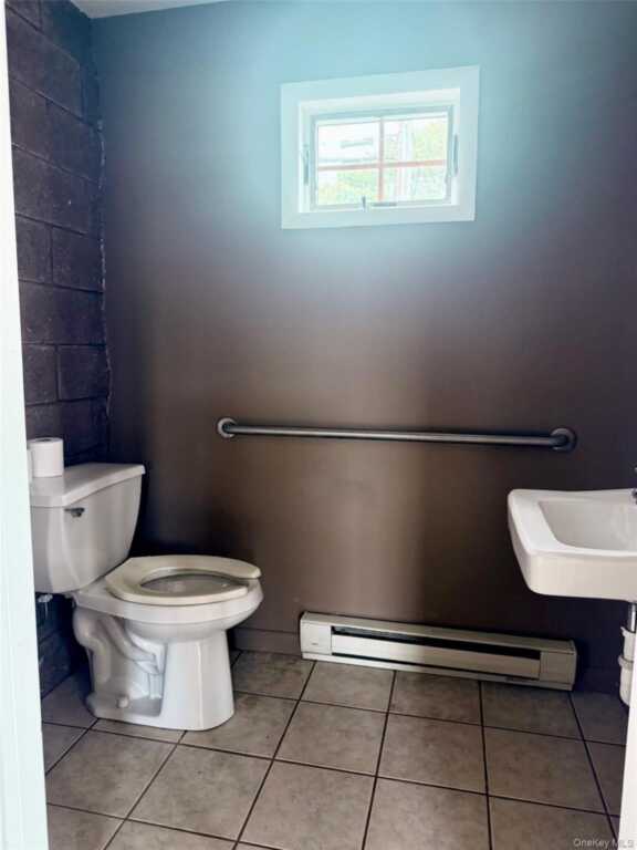 337 Broadway, Kingston, NY 12401 - Photo 10 of 11