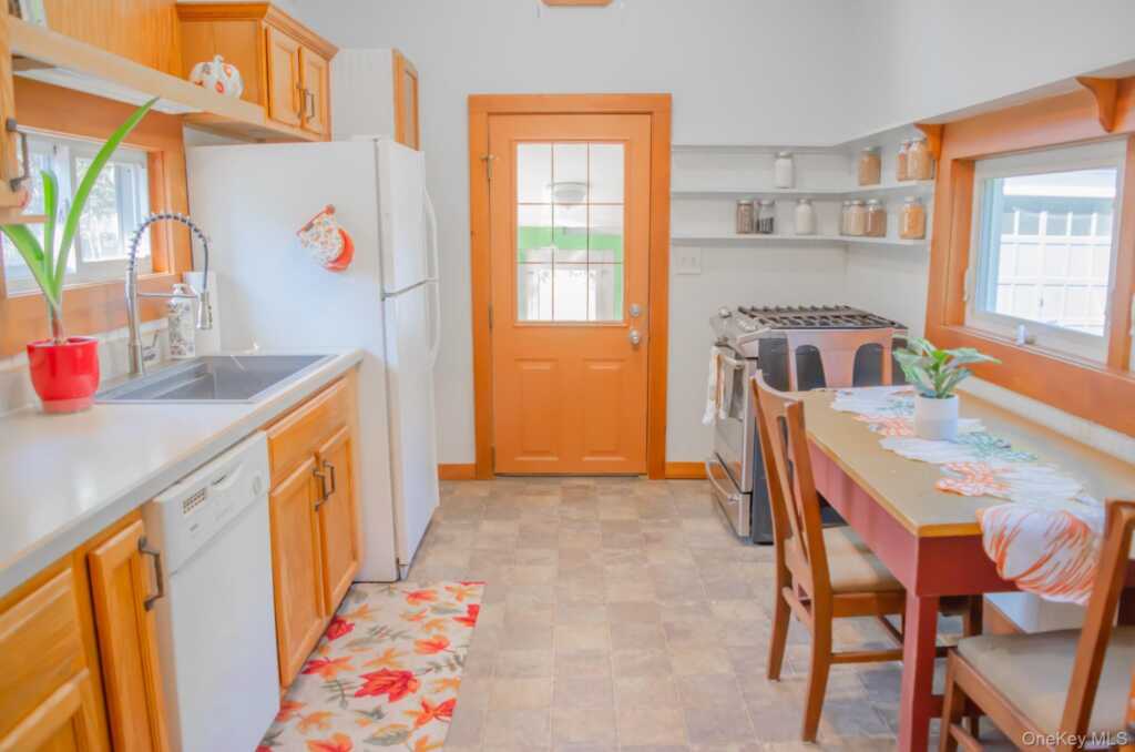 857 Route 32, Rosendale, NY 12486 - Photo 12 of 27