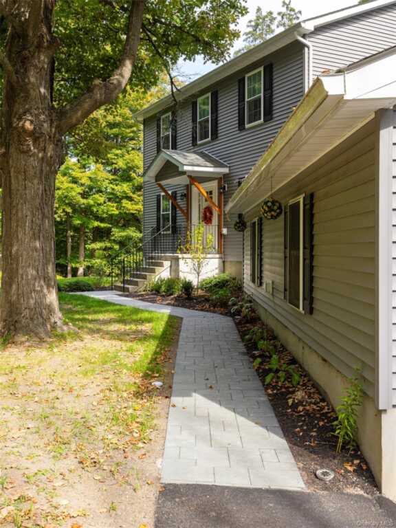 400 Ohioville Road, New Paltz, NY 12561 - Photo 2 of 29